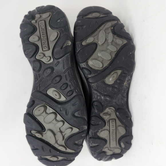 G.H. Bass & Co. FELIX 11 Gray a Black Athletic Shoes with Suede Finish SIZE 9.5 - Picture 9 of 15